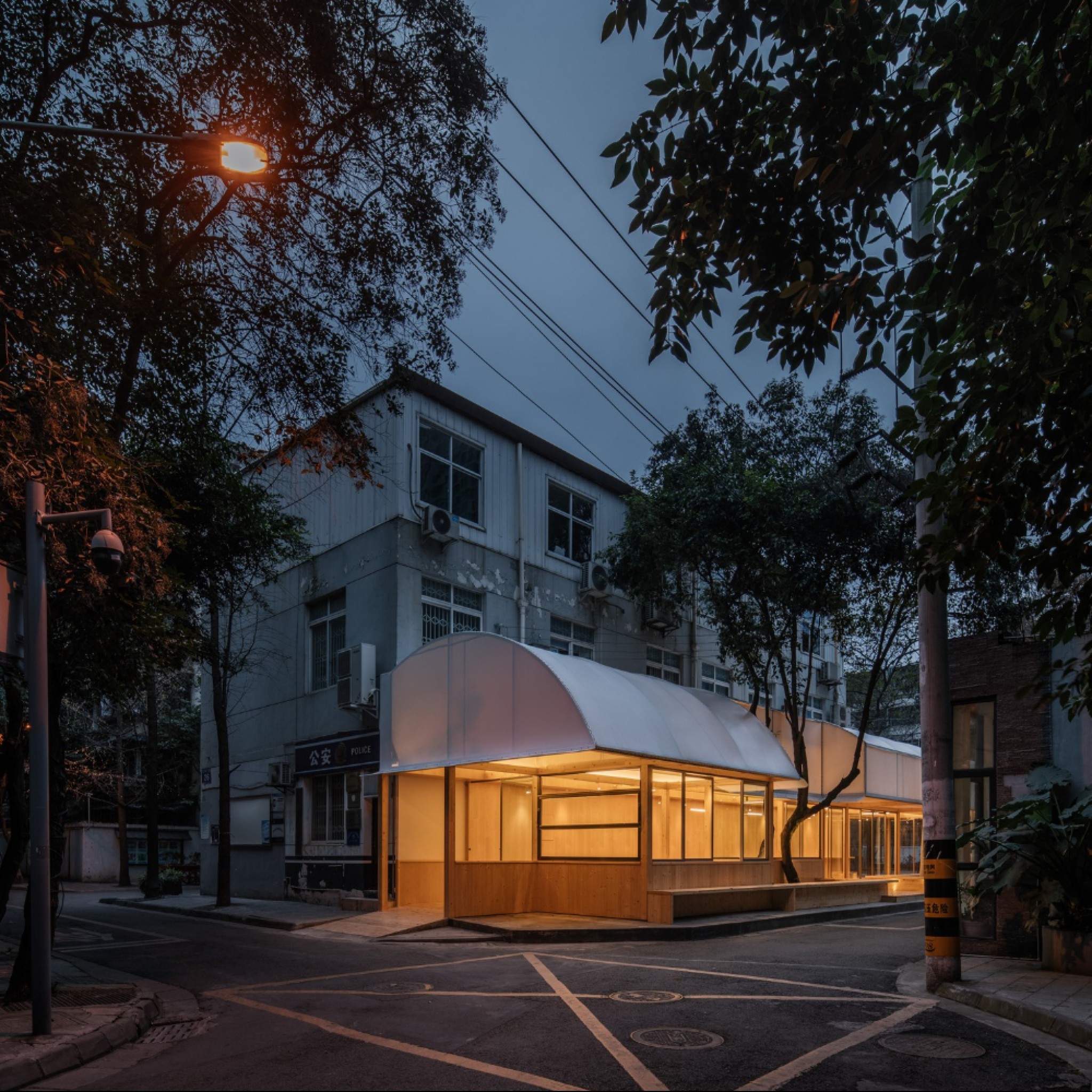 Yulin Alley by Nhoow Architects