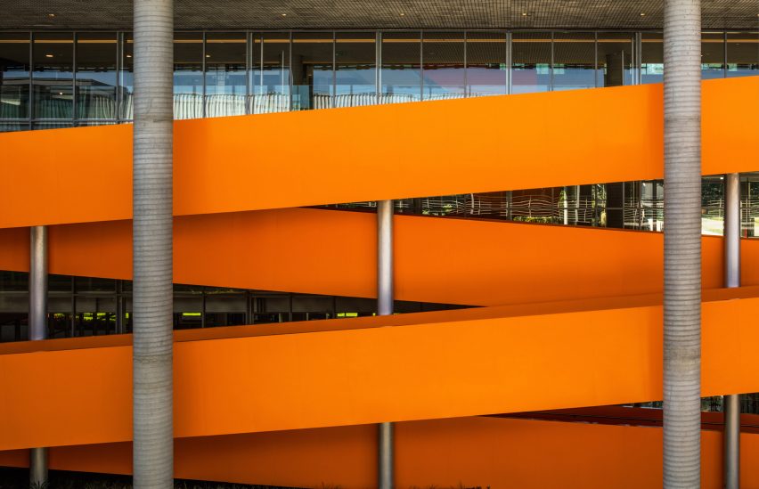 Natura Headquarters by Dal Pian Arquitetos