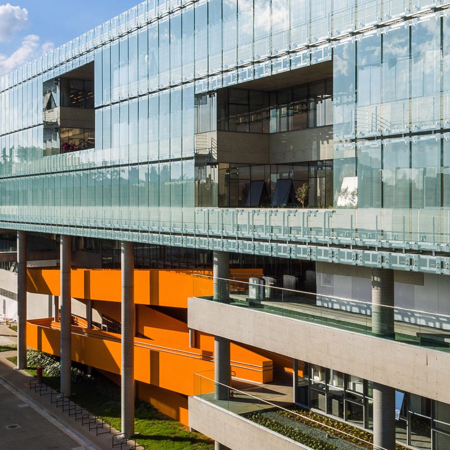 Natura Headquarters by Dal Pian Arquitetos