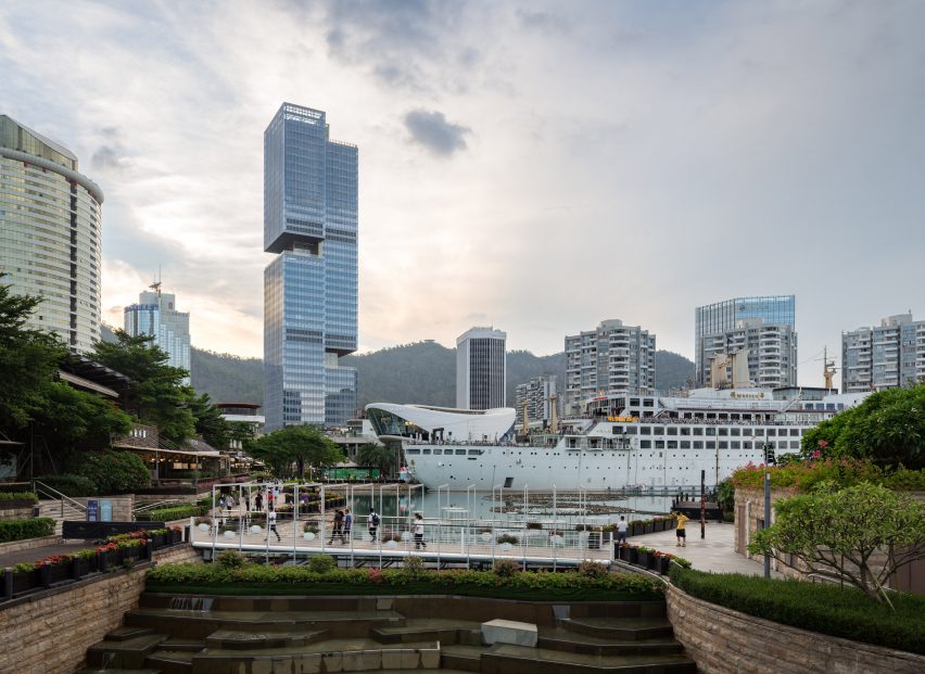 Prince Plaza by OMA