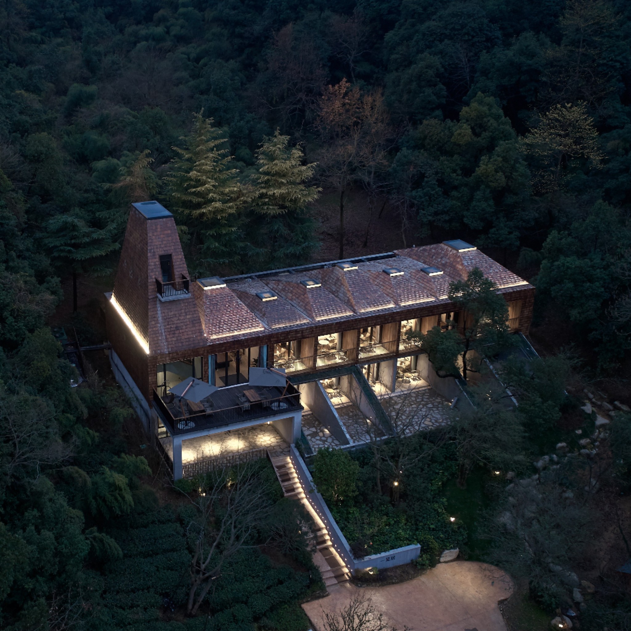 Park-Yilan Ju by Design Institute of Landscape and Architecture China