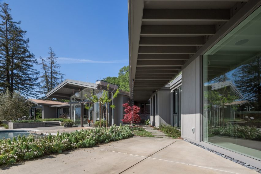 Ridgewood by Framestudio