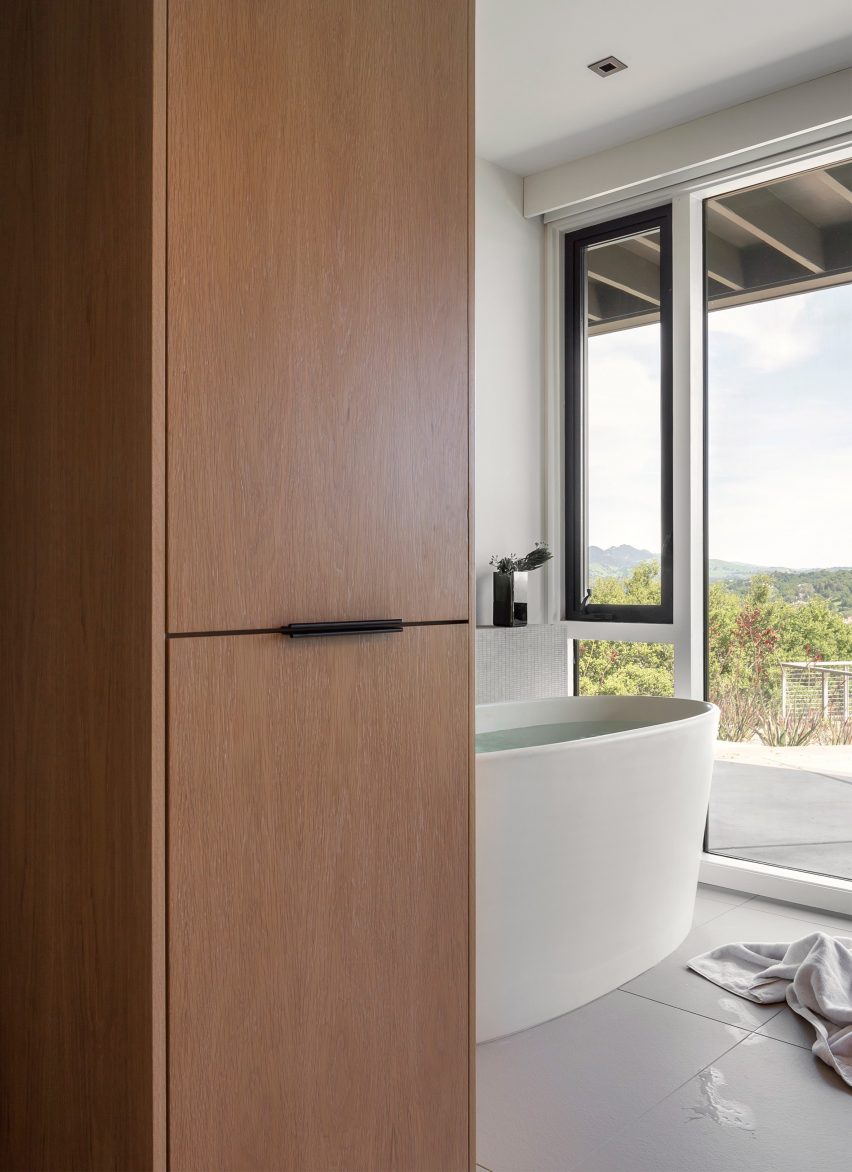 Ridgewood by Framestudio