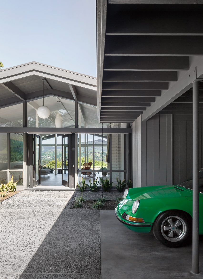 Ridgewood by Framestudio