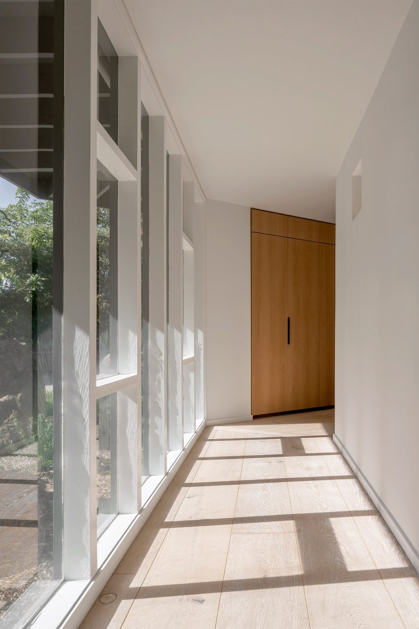 Ridgewood by Framestudio