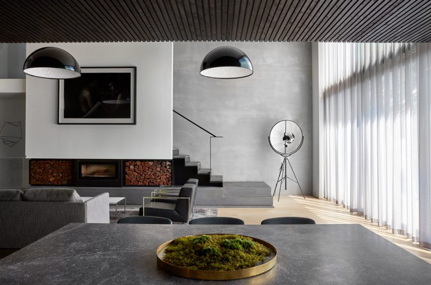 River House by Simon Pole