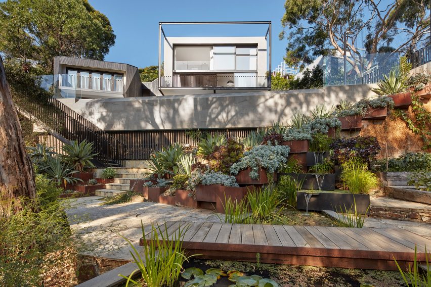 River House by Simon Pole