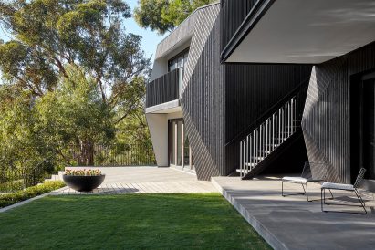 River House by Simon Pole