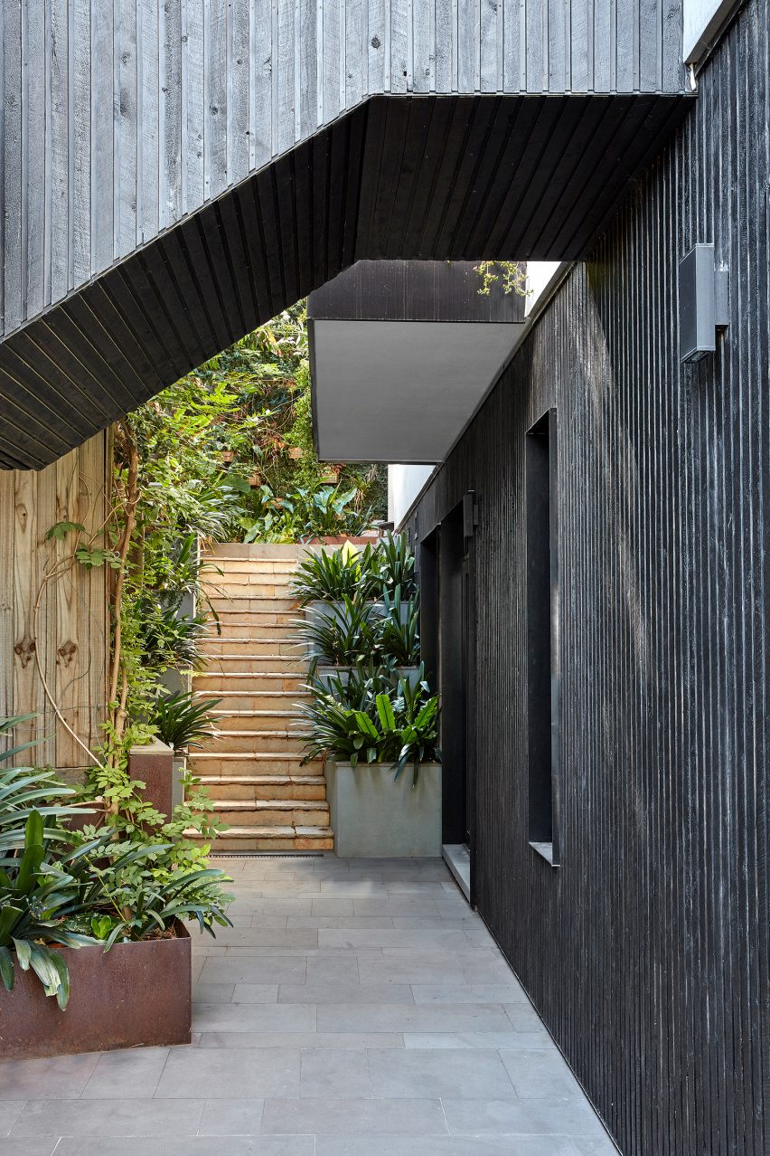 River House by Simon Pole