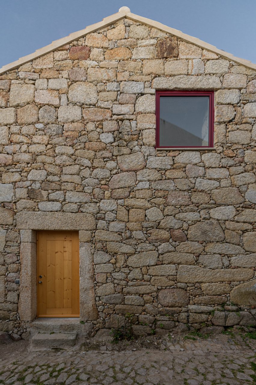 Rural House in Portugal by HBG Architects