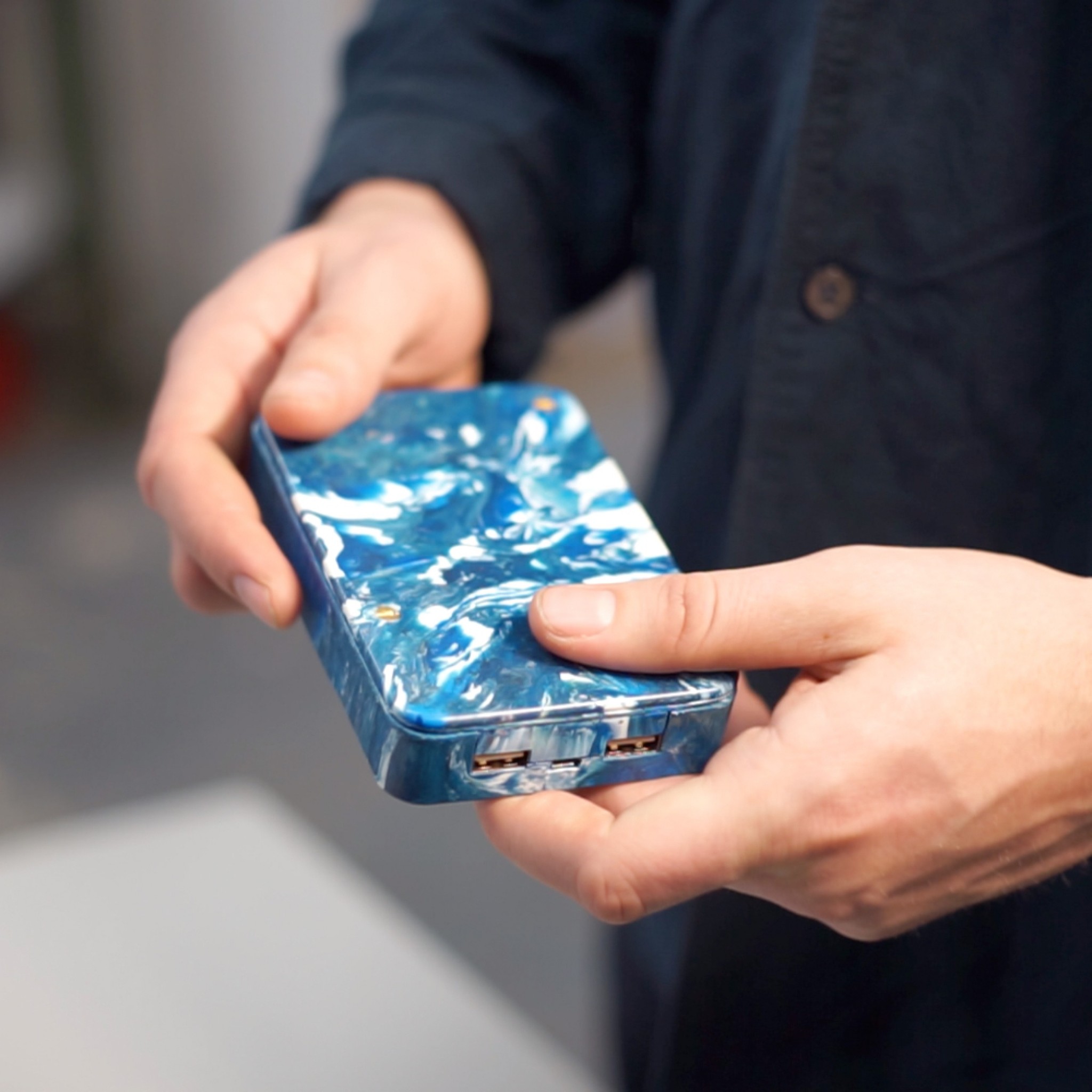 Gomi Portable Charger