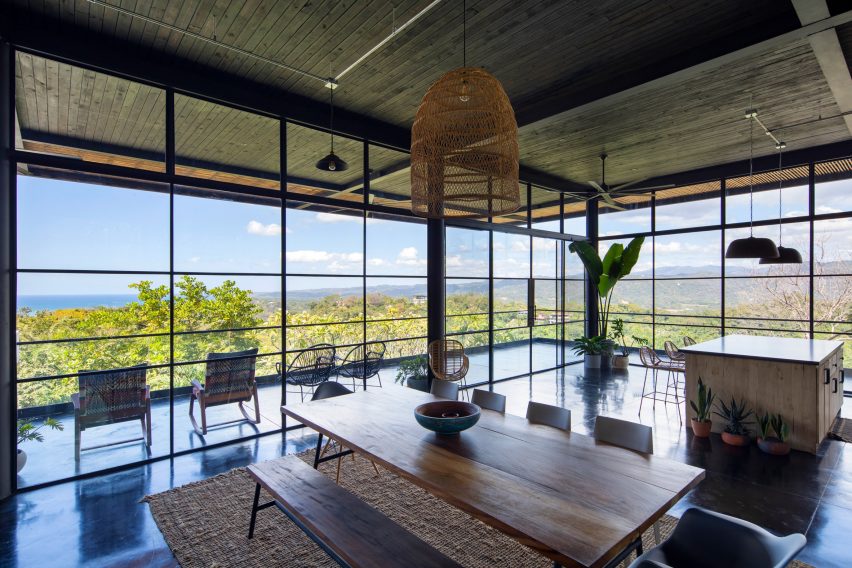 Tres Amores by Studio Saxe