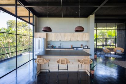 Tres Amores by Studio Saxe