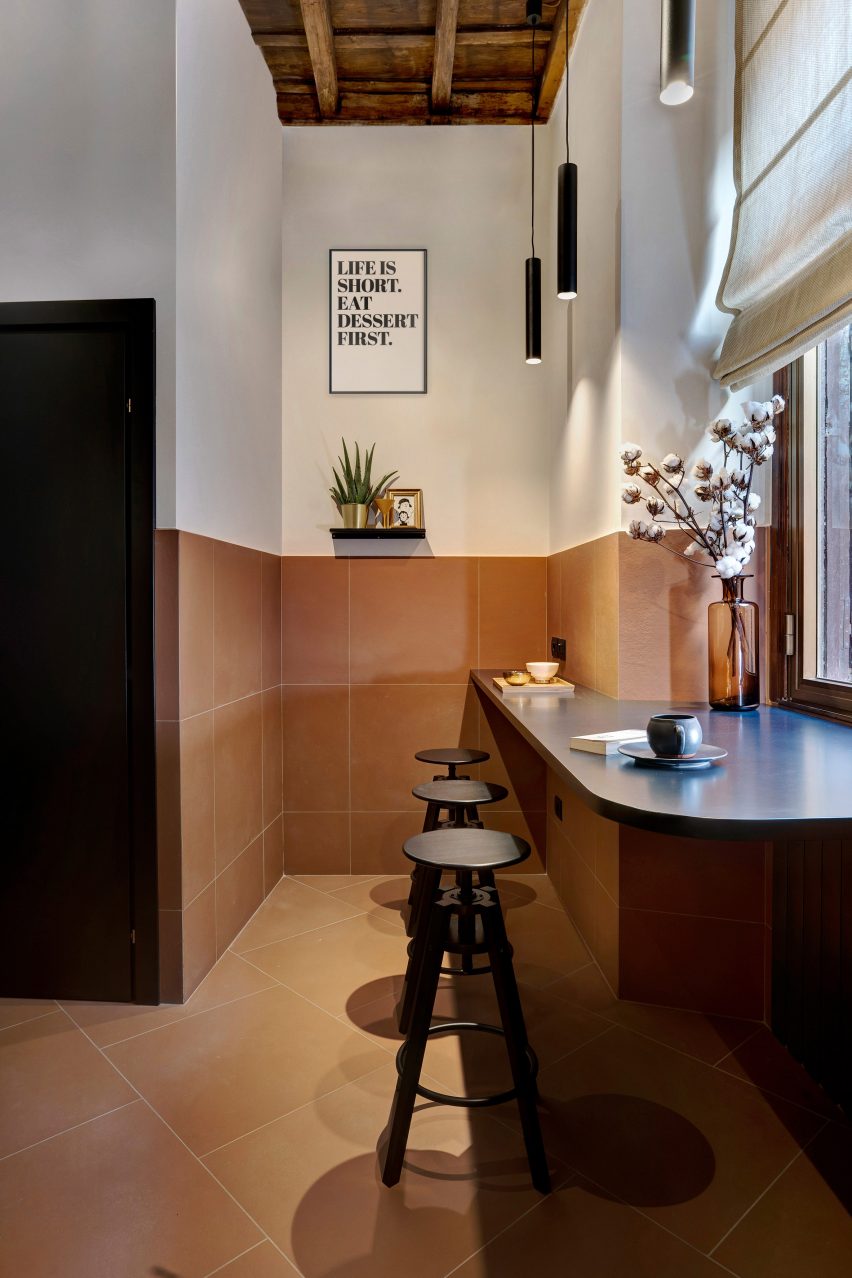 Trevi House apartment in Rome designed by Studio Venturoni