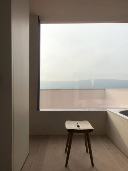 TS-H_01 house in Switzerland designed by Tom Strala