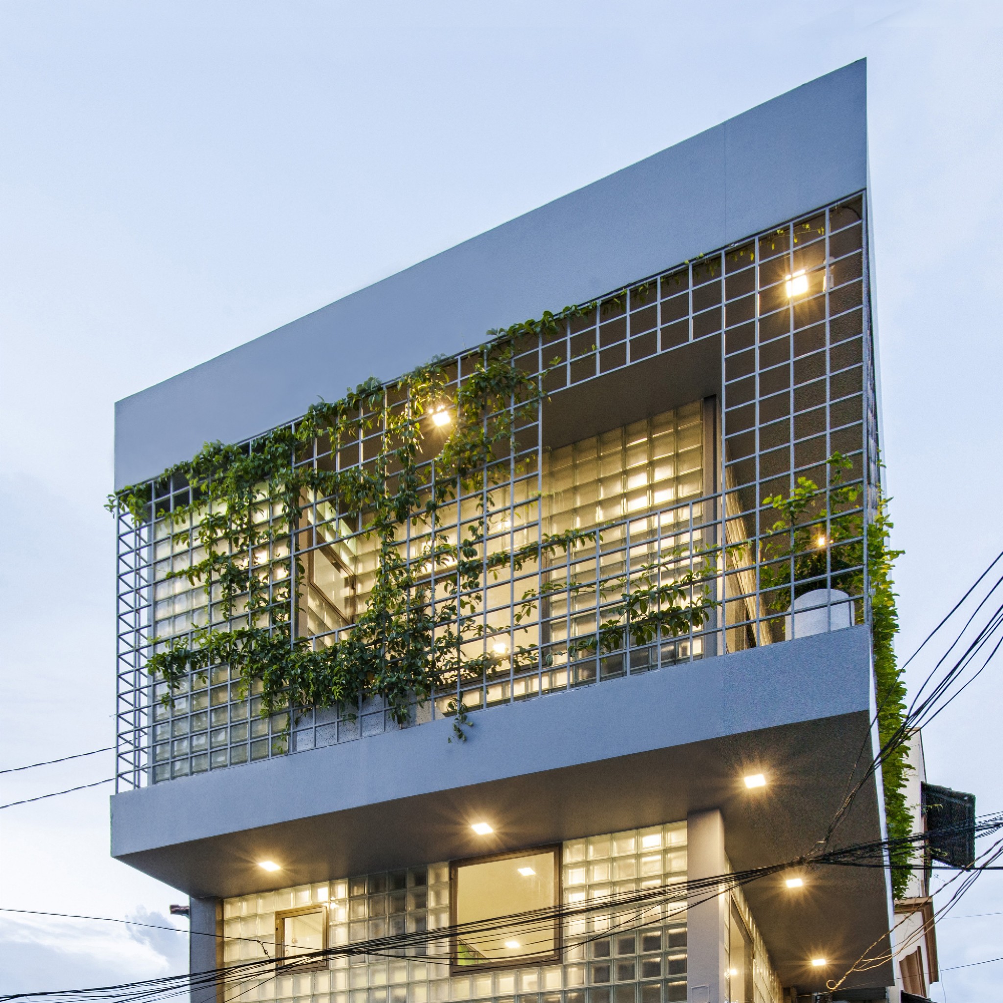 Glass-Block Micro House by Room+ Design & Build