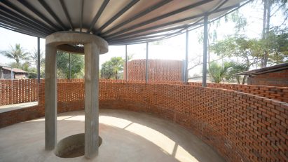 Orient Occident Atelier builds community hall in Cambodia that harvests clean drinking water