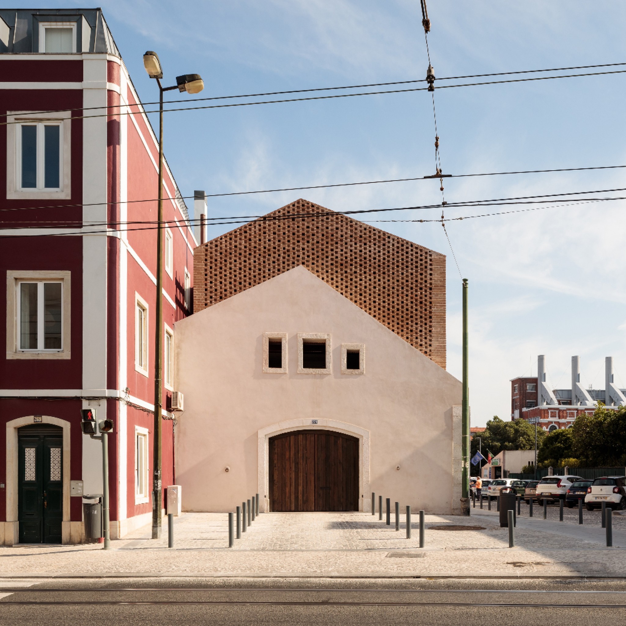 Casa Altinho by António Costa Lima Arquitectos