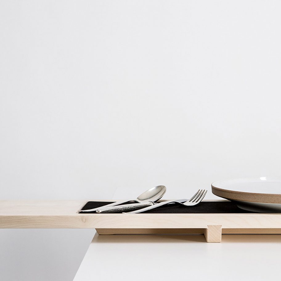 ALMA service tray