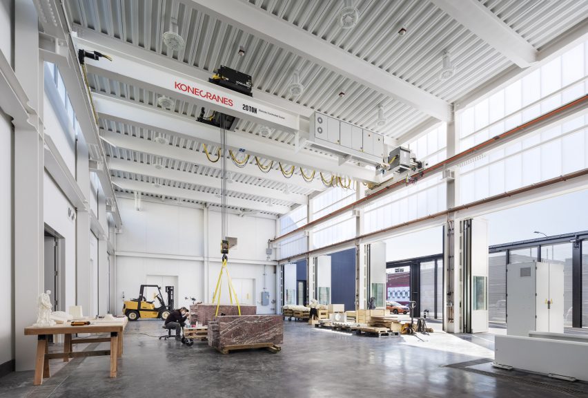 Barry X Ball studio by Andrew Berman Architect