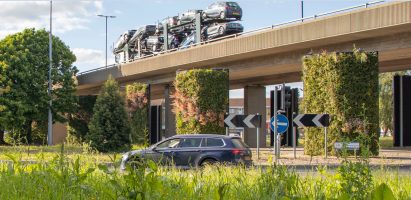 Millbrook Roundabout green wall by Biotecture