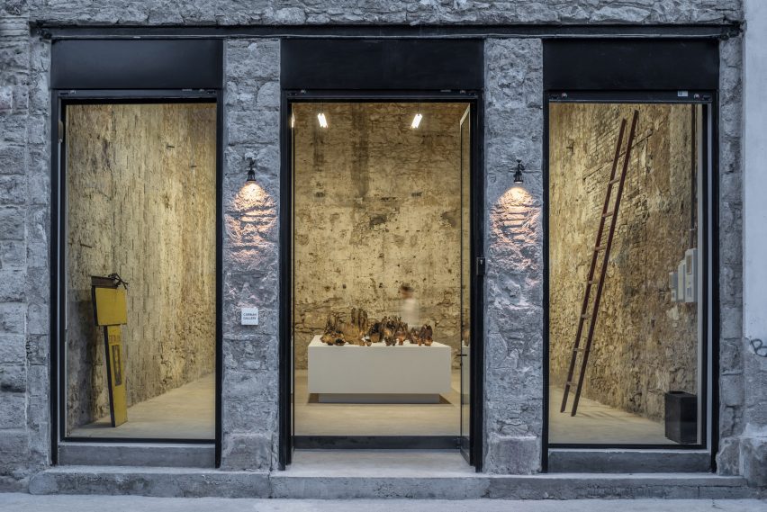 Carwan Gallery in Athens
