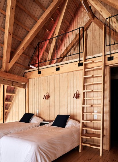 Bedroom in Casa Malalcahuello by GAAA