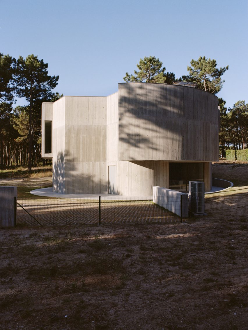 Exterior of Trefoil House