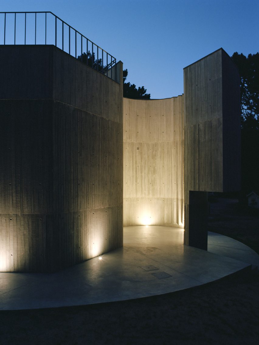 Exterior of Trefoil House by Double O Studio