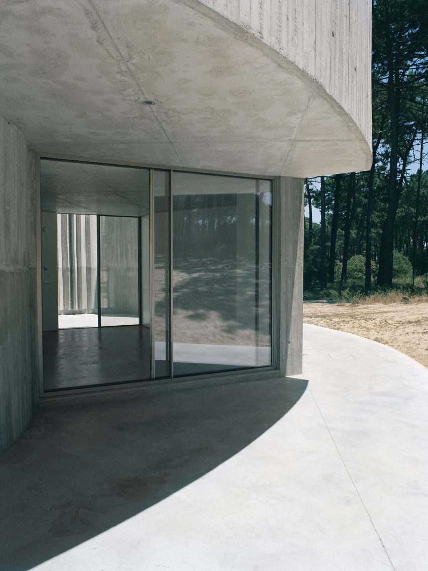 Exterior of Trefoil House by Double O Studio
