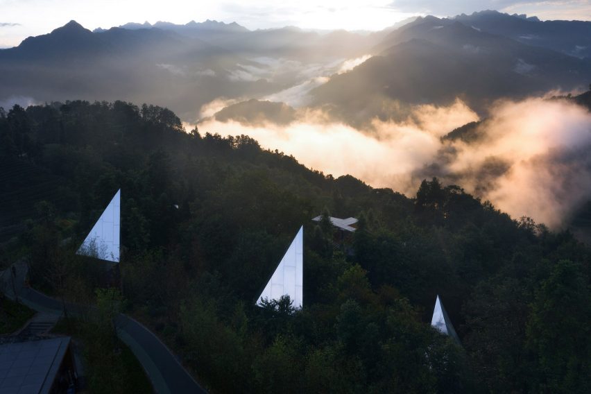 Mirrored cabins designed by Interior views of a cabin by Wiki World and Advanced Architecture Lab in China