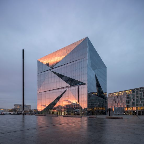 Berlin Cube office block in Washingtonplatz by 3XN