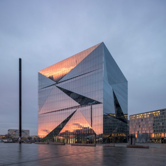 Berlin Cube office block in Washingtonplatz by 3XN