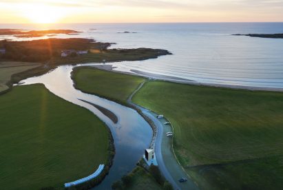 Farstadsanden beach toilet by Rever & Drage