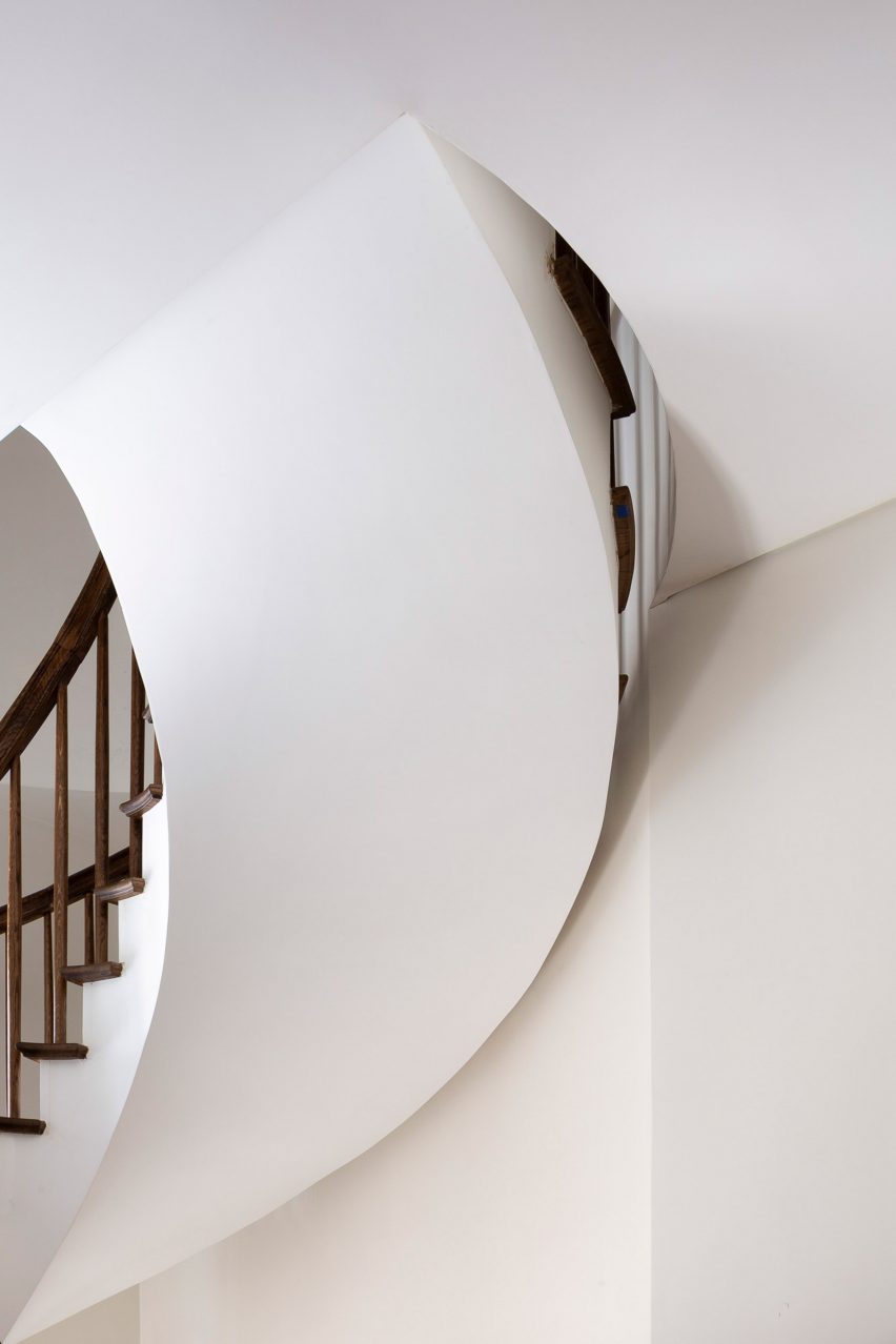 House in Barrio Parque by Torrado Arquitectos
