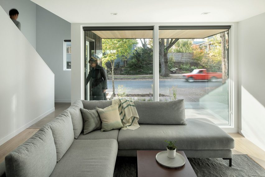 Living room of House on 36th by Beebe Skidmore in Portland, USA