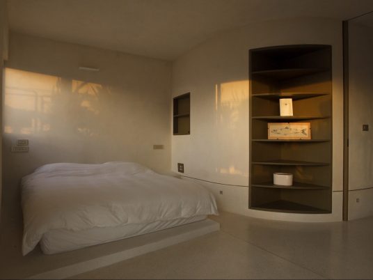 Jaffa Roofhouse by Gitai Architects