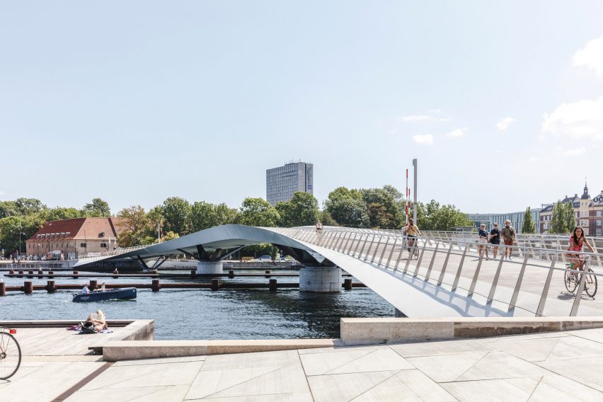 The Lille Langebro bridge in Copenhagen by WilkinsonEyre