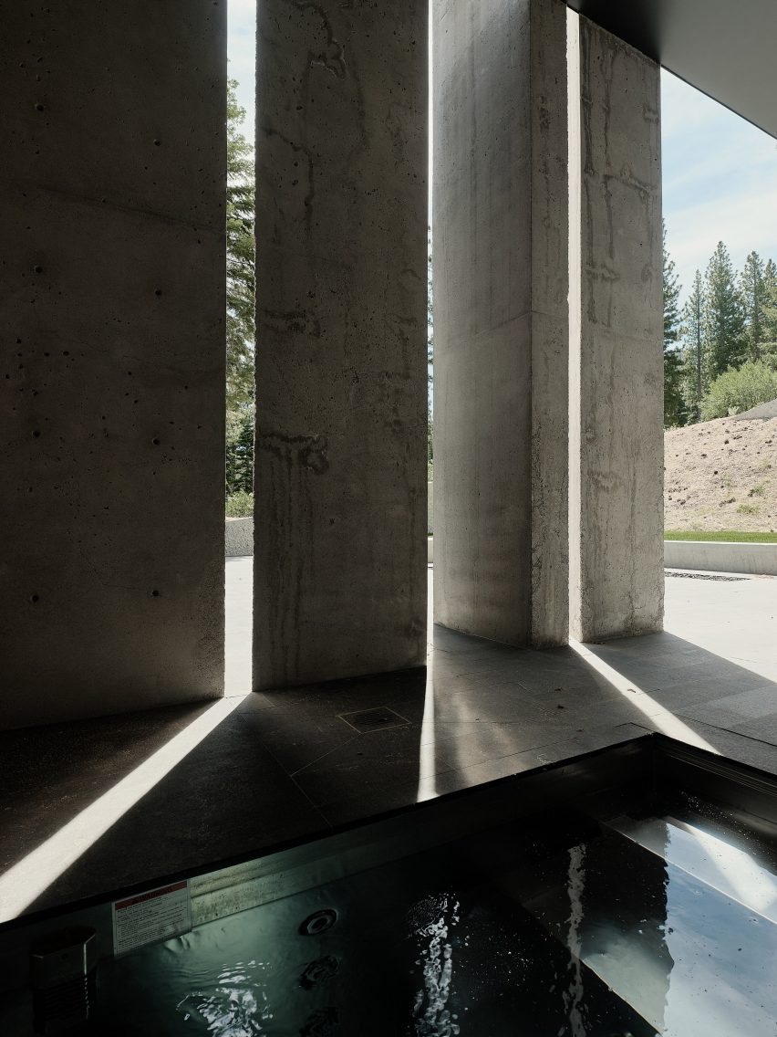 Lookout House by Faulkner Architects