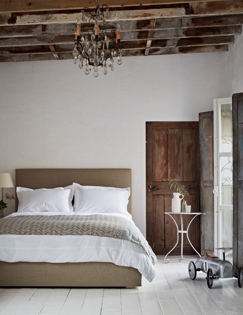 Naturalmat offers organic bed products made from latex and coconut husk