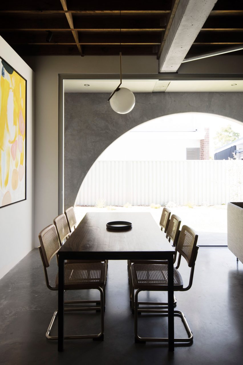 North Perth House by Nic Brunsdon features arched concrete panels