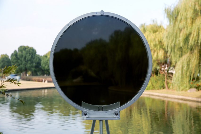 Pollution Ranger and Smog Shade by Huachen Xin monitors and visualises air quality in cities