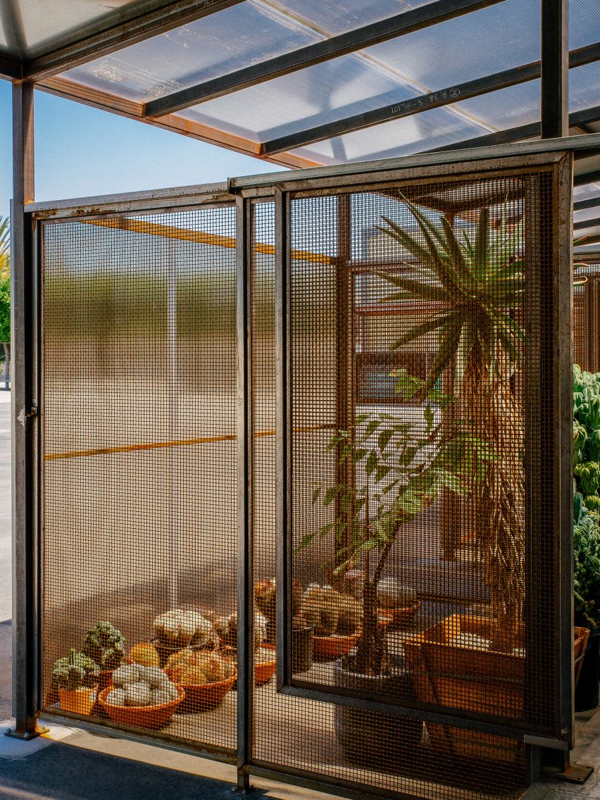 Santa Monica Greenhouse by PartOffice