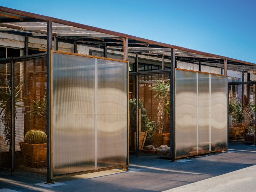 Santa Monica Greenhouse by PartOffice