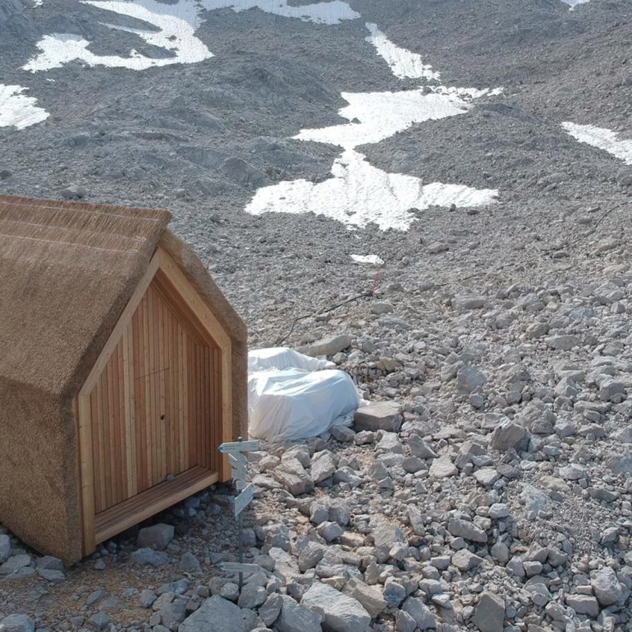 SkinOver Reed cabin by Universität Stuttgart