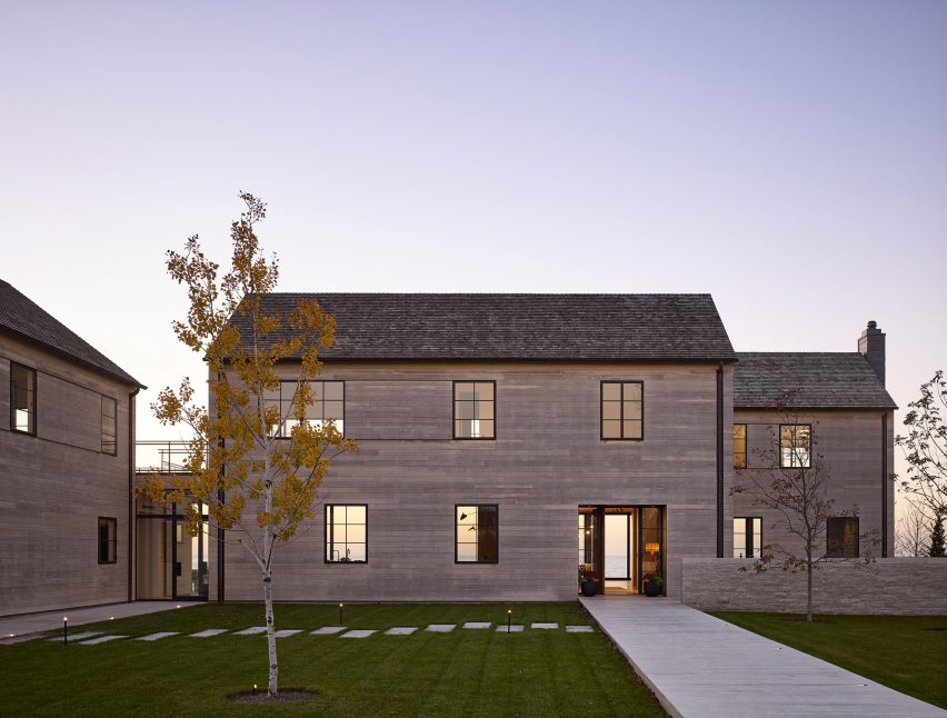 St Joseph Beach Residence by Wheeler Kearns Architects