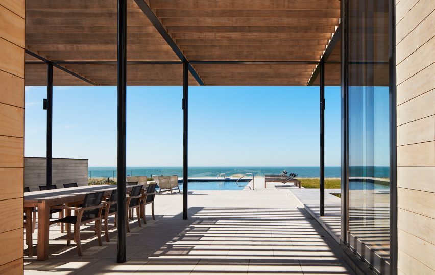 St Joseph Beach Residence by Wheeler Kearns Architects