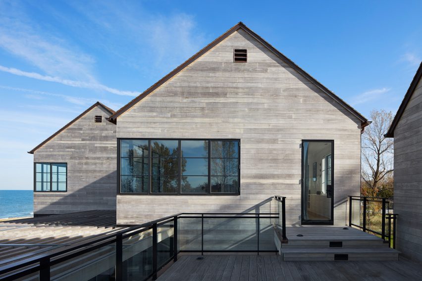 St Joseph Beach Residence by Wheeler Kearns Architects