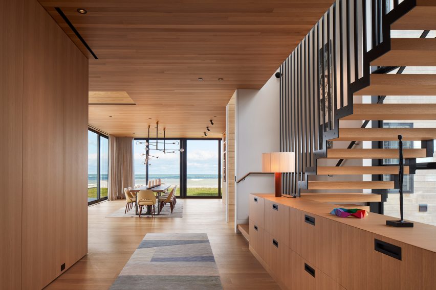 St Joseph Beach Residence by Wheeler Kearns Architects