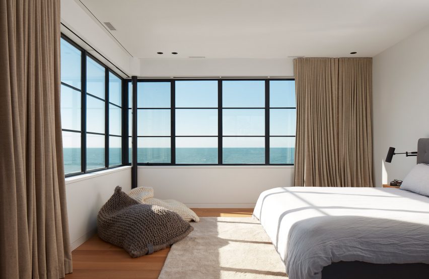 St Joseph Beach Residence by Wheeler Kearns Architects